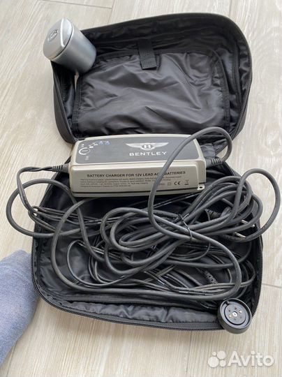 Зарядка для бентли чехол на Порше понамеро