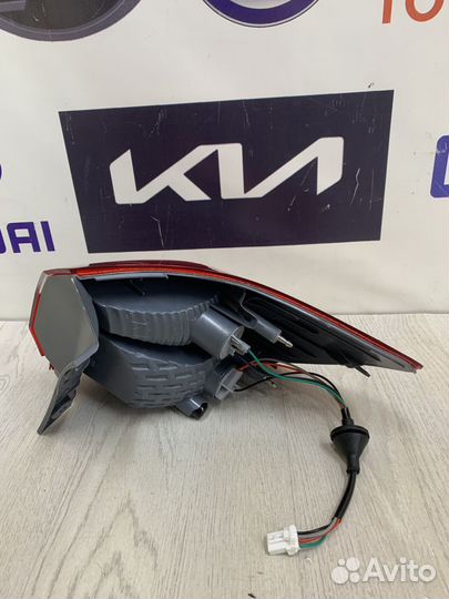 Фонарь задний Kia RIO 3 Лев