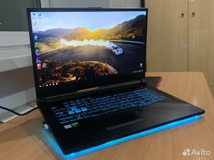 Игровой 17,3” asus ROG gl731gu-ev216