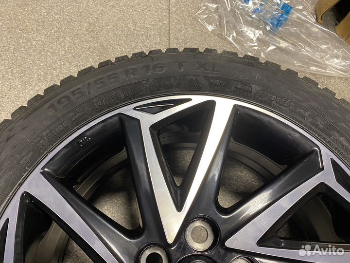 Новые Зимние колеса в сборе R16 Toyota