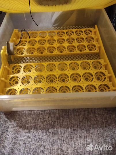 Инкубатор с автоматическим поворотом