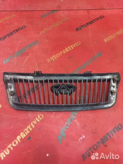 Решетка радиатора Черри Амулет