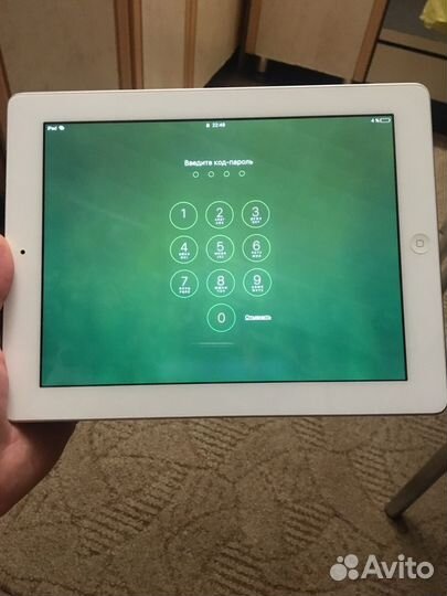 Продам iPad 4