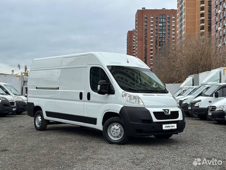 Peugeot Boxer цельнометаллический, 2012