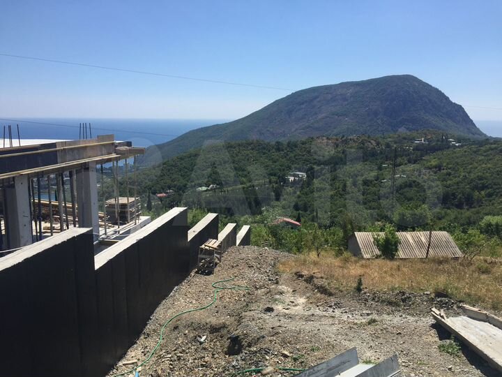 Дом 200 м² на участке 9 сот.