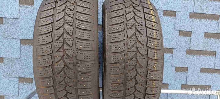 Tigar Sigura Stud 215/55 R16