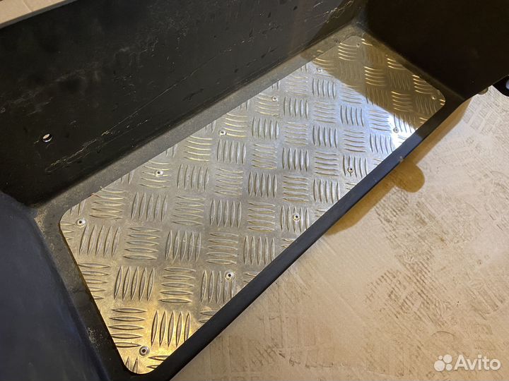 Задний бампер для VW Amarok 