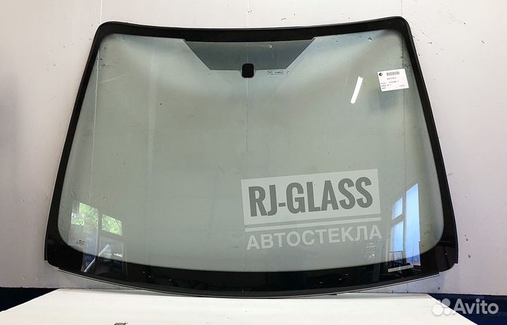 Лобовое стекло Форд Фокус