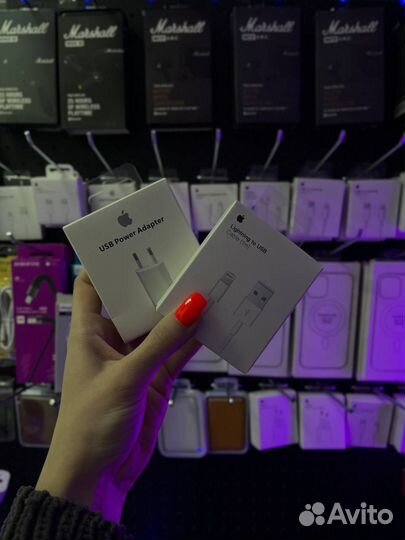 Зарядка на iPhone