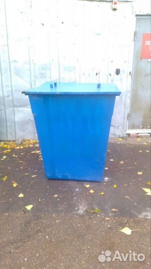 Мусорный контейнер б/у