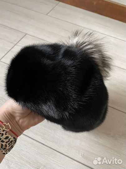 Берет норковый новый