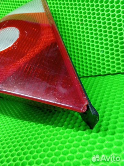 Фонарь задний левый Ford Mondeo 3
