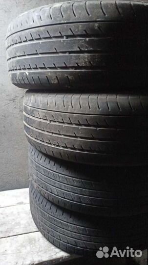 Kumho 732 Touring Plus 235/65 R17