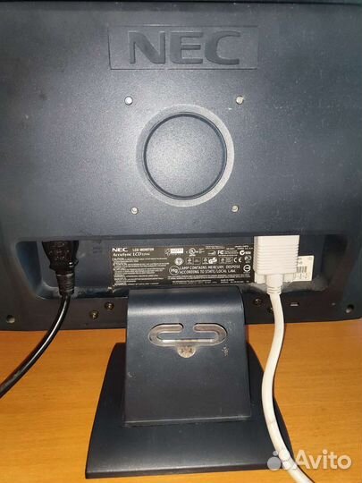Монитор для компьютера NEC