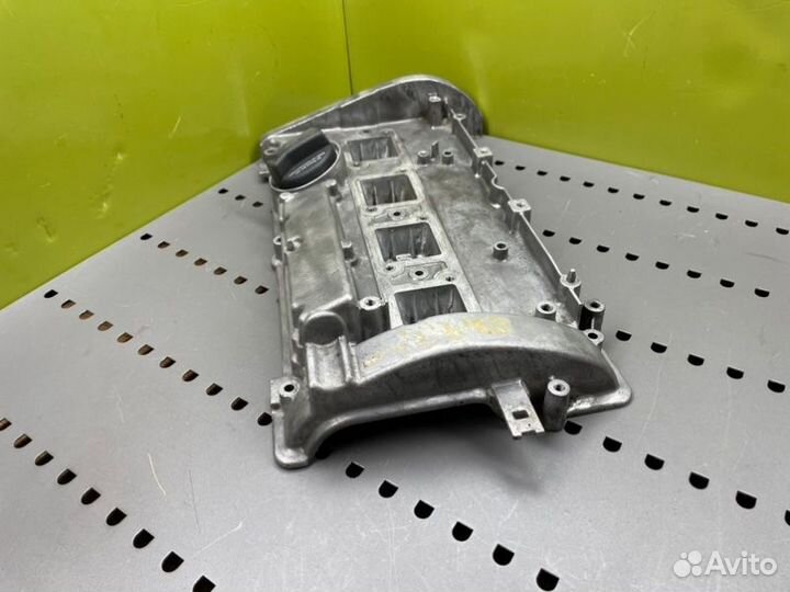 Крышка клапанов Volkswagen Passat B5+ ADR 2000