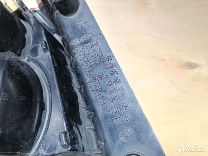 Фонарь задний правый Land Rover Freelander 2