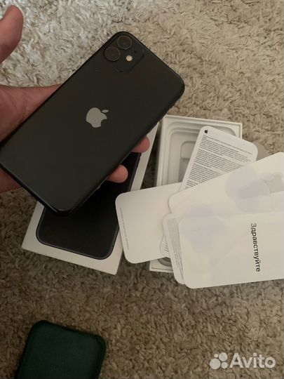 iPhone 11, 64 ГБ