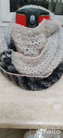 Снуд мохеровый ручной вязки