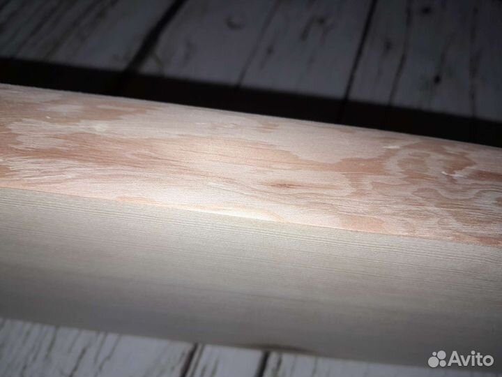 Парящая полка с живым краем