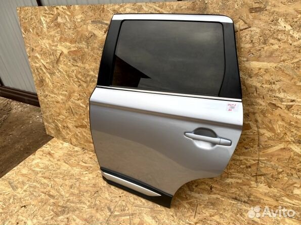 Дверь задняя левая Mitsubishi Outlander 3 GF