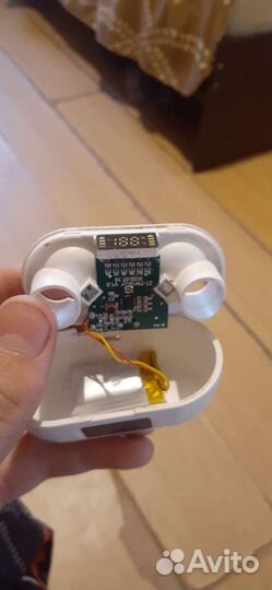 Наушники LuazON VBT 1.20 на запчасти