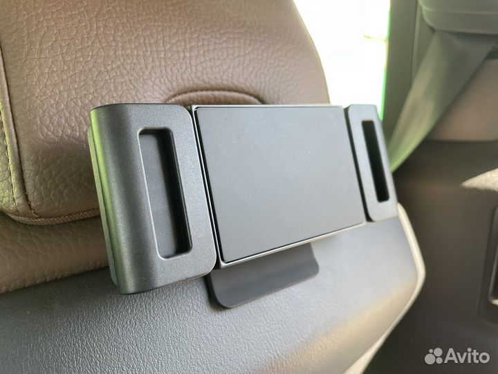 Держатель планшета для volvo