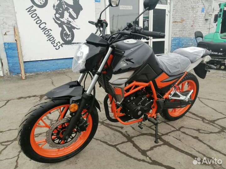 Мотоцикл nitro 200