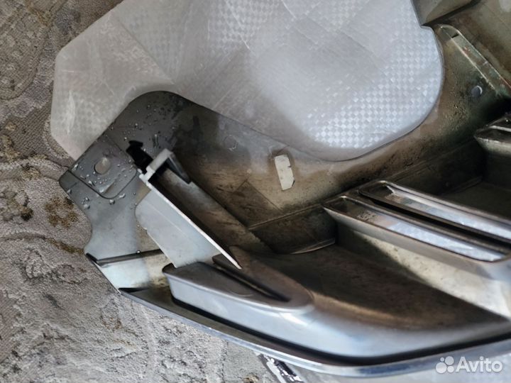 Продам решетку радиатора murano z51