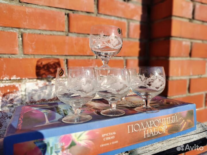 Хрустальные бокалы