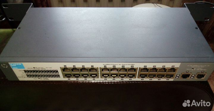 Коммутатор HP V1410-24-2G