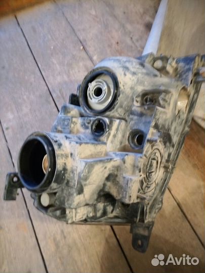 Фара левая Suzuki grand vitara