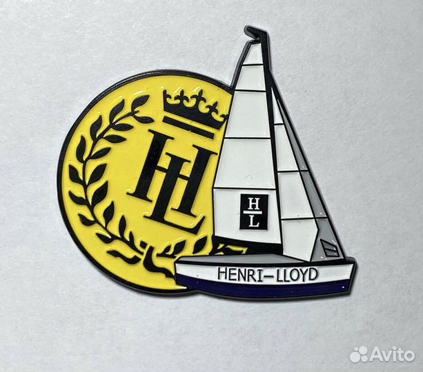 Значок парусник Henri Lloyd