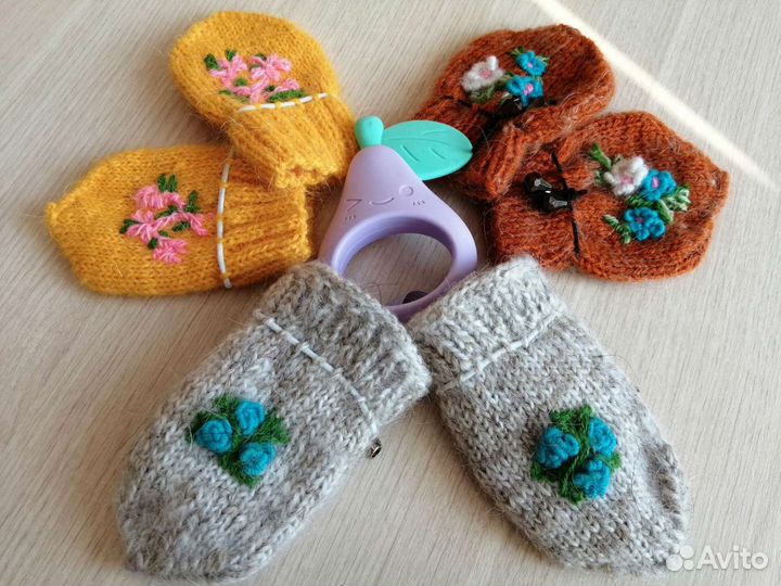 Рукавички и носочки для малыша