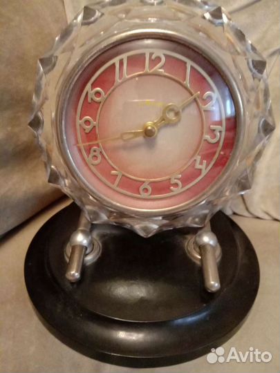 Настольные часы