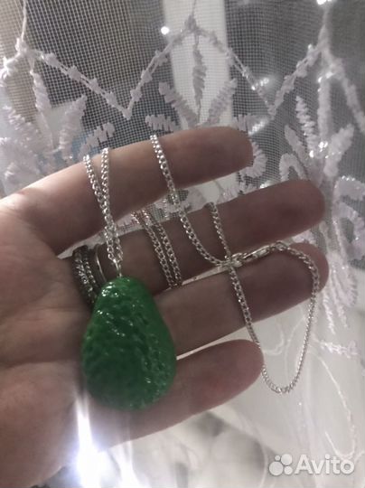 Кулон авокадо ручной работы