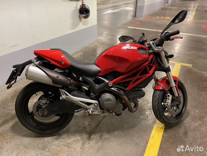 Ducati Monster 696 в отличном состоянии