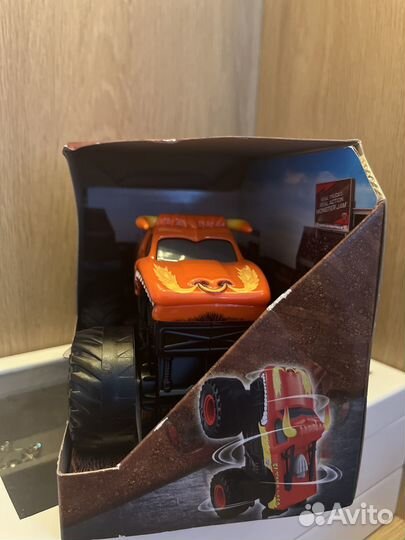 Monster jam машинка