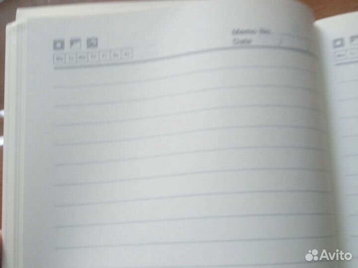 Ежедневник недатированный 16х21