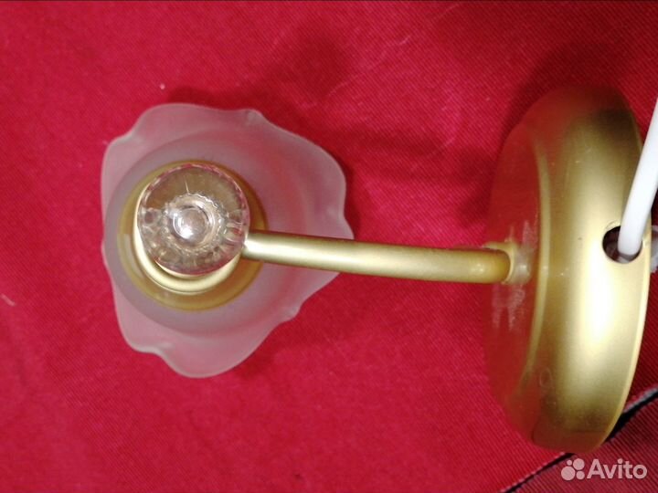 Настенный светильник