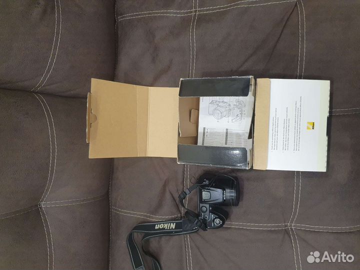 Цифровая фотокамера Nikon