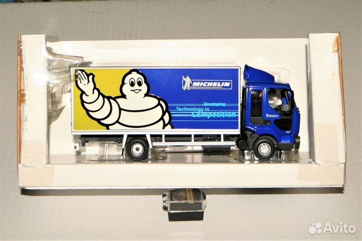 1/43 Norev renault Midlum 180 (4x2) michelin blue