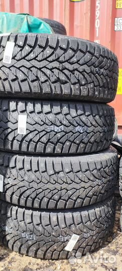 Pirelli Formula Ice 215/55 R17 98T