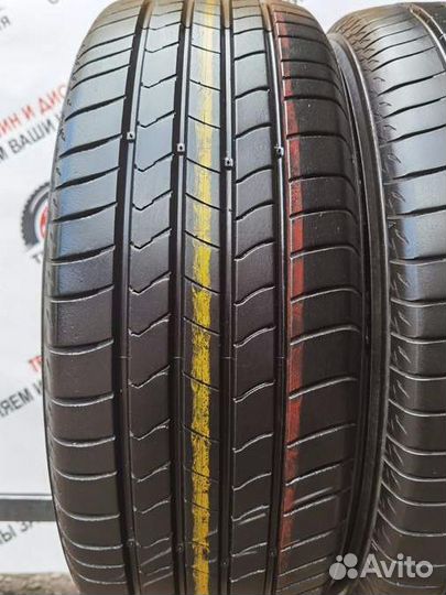 Kumho Ecsta HS51 215/60 R17 96H