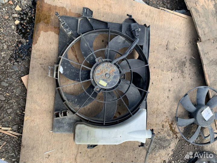 Вентилятор радиатора Hyundai Solaris