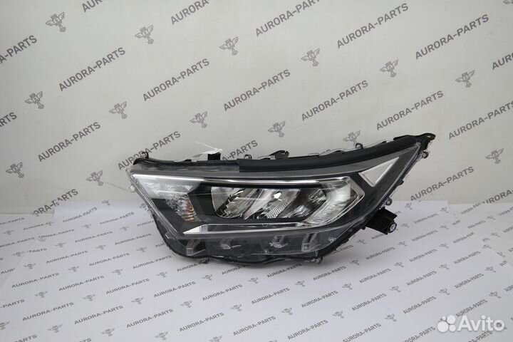 Фара Toyota RAV4 5 XA50