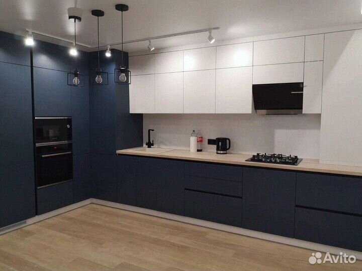 Кухня на заказ / Кухонный гарнитур