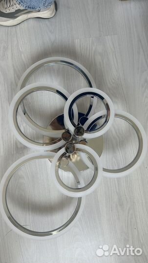 Люстра потолочная