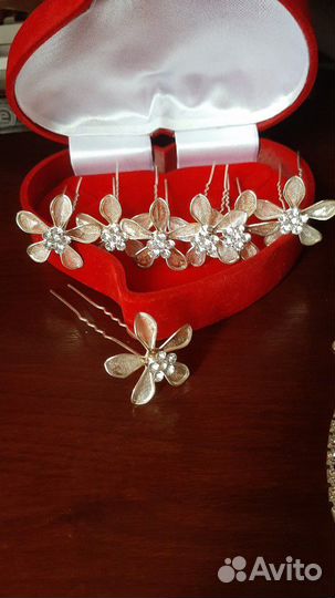 Заколки для свадебной причёски