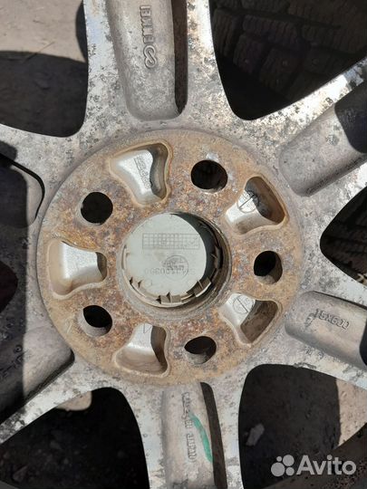 Колеса в сборе Subaru R 15 5*100 шипы 205/70/15