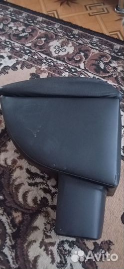 Подлокотник на солярис